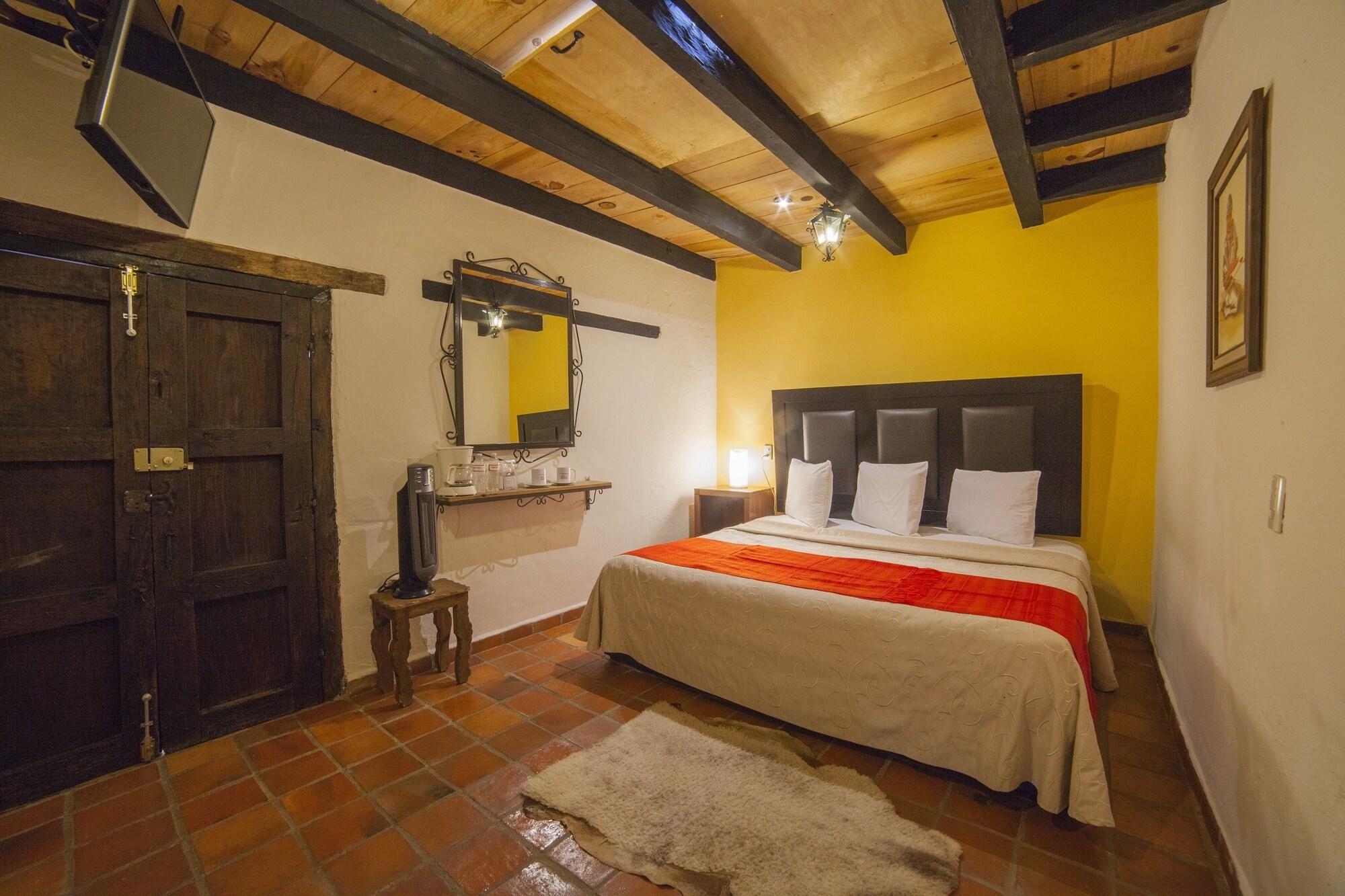 Hotel Adobe Y Teja San Cristóbal de Las Casas Buitenkant foto
