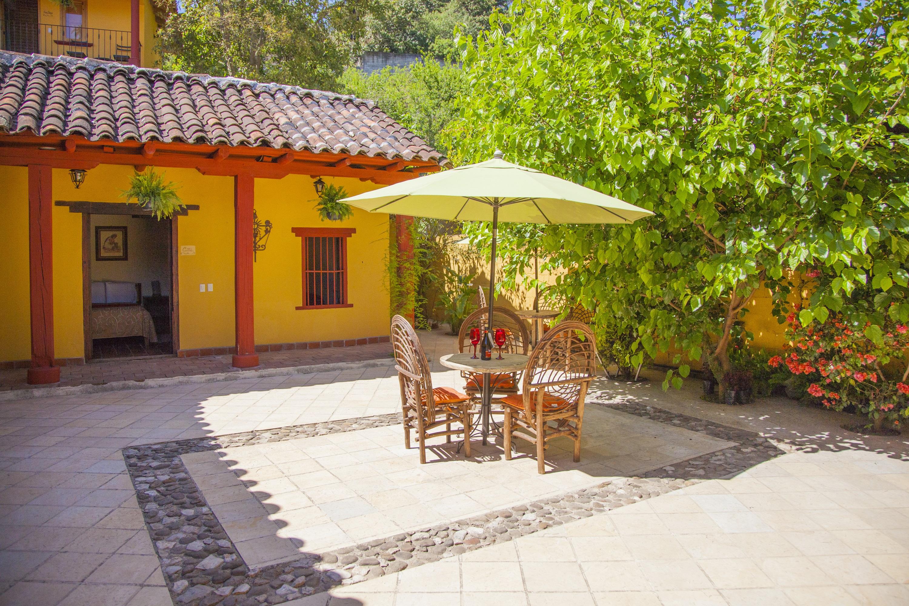 Hotel Adobe Y Teja San Cristóbal de Las Casas Buitenkant foto